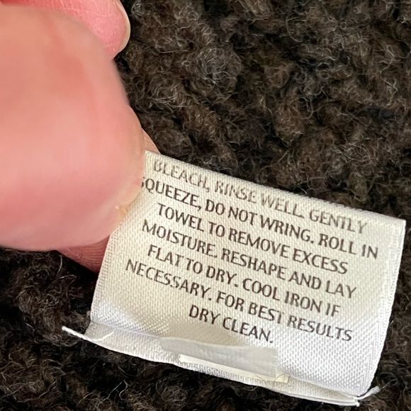 Eileen Fisher sweater coat. Size Medium. 21” pit to pit 34” long. Hidden snaps. - Picture 5 of 5